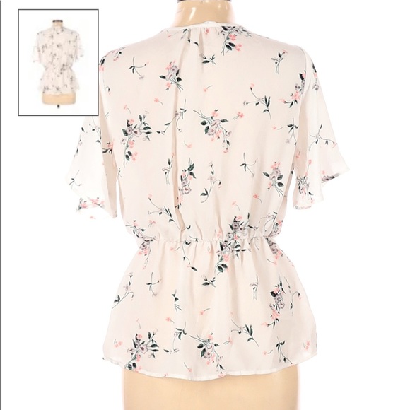 Floral short sleeve blouse - Picture 4 of 4